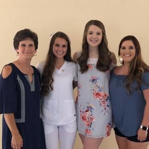 Meet your Posher, Melissa